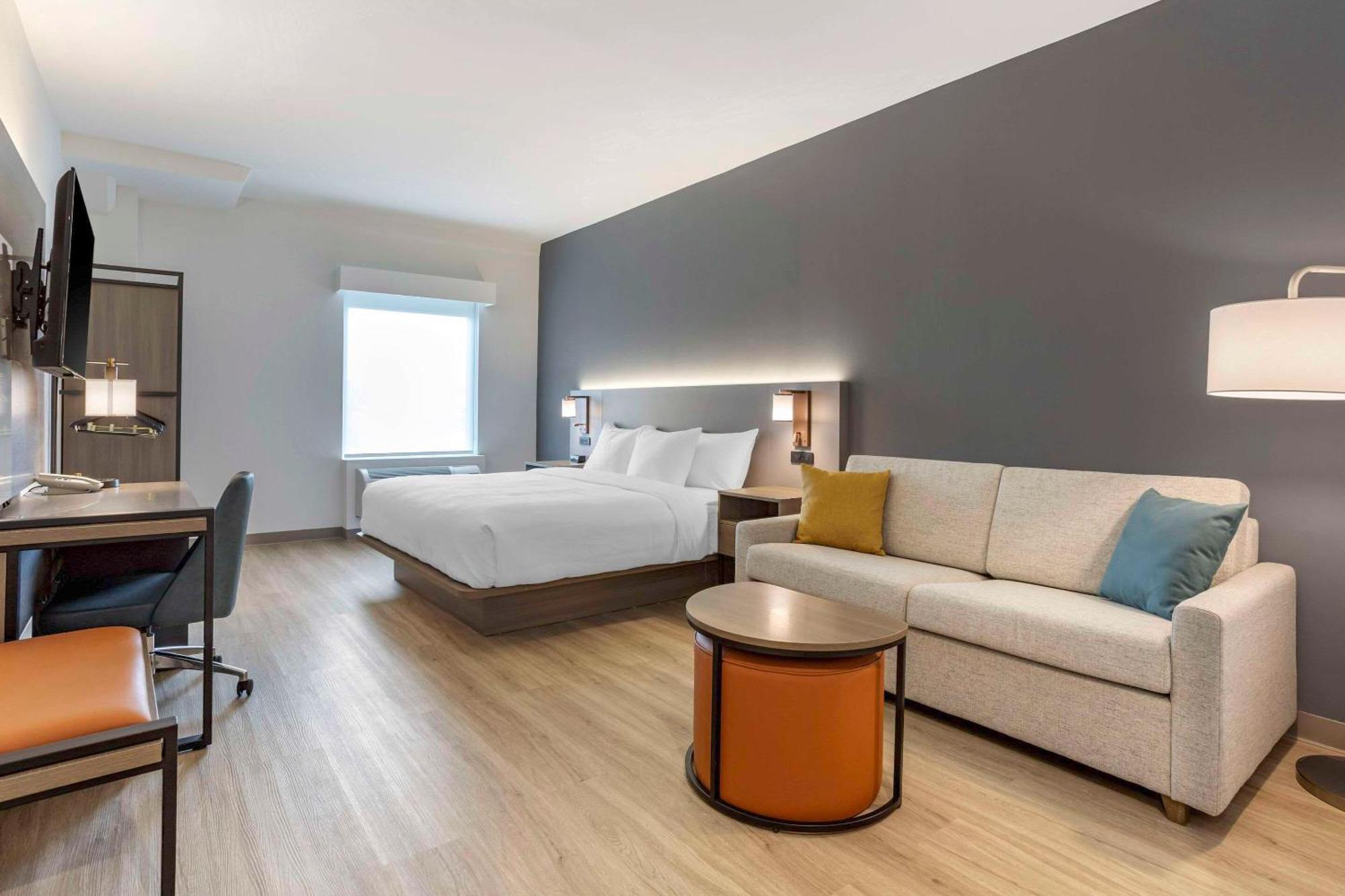Comfort Inn & Suites Newark Liberty International Airport Ngoại thất bức ảnh